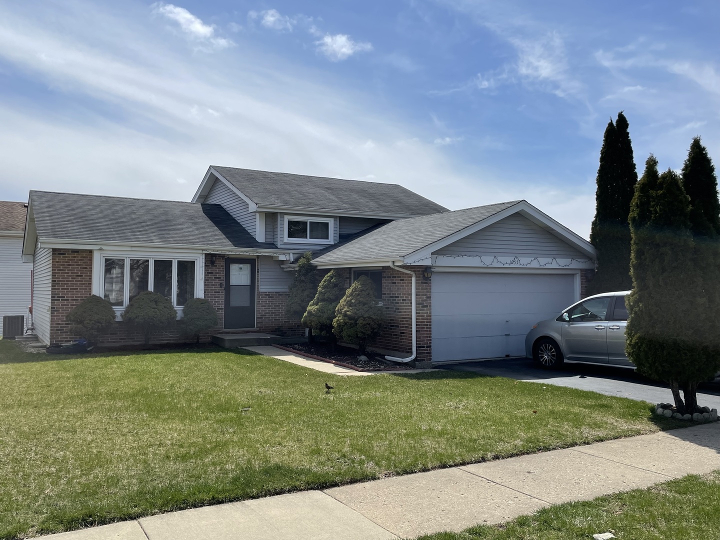 1055 E Cunningham Drive, Palatine, IL 60074 (Off Market NYStateMLS