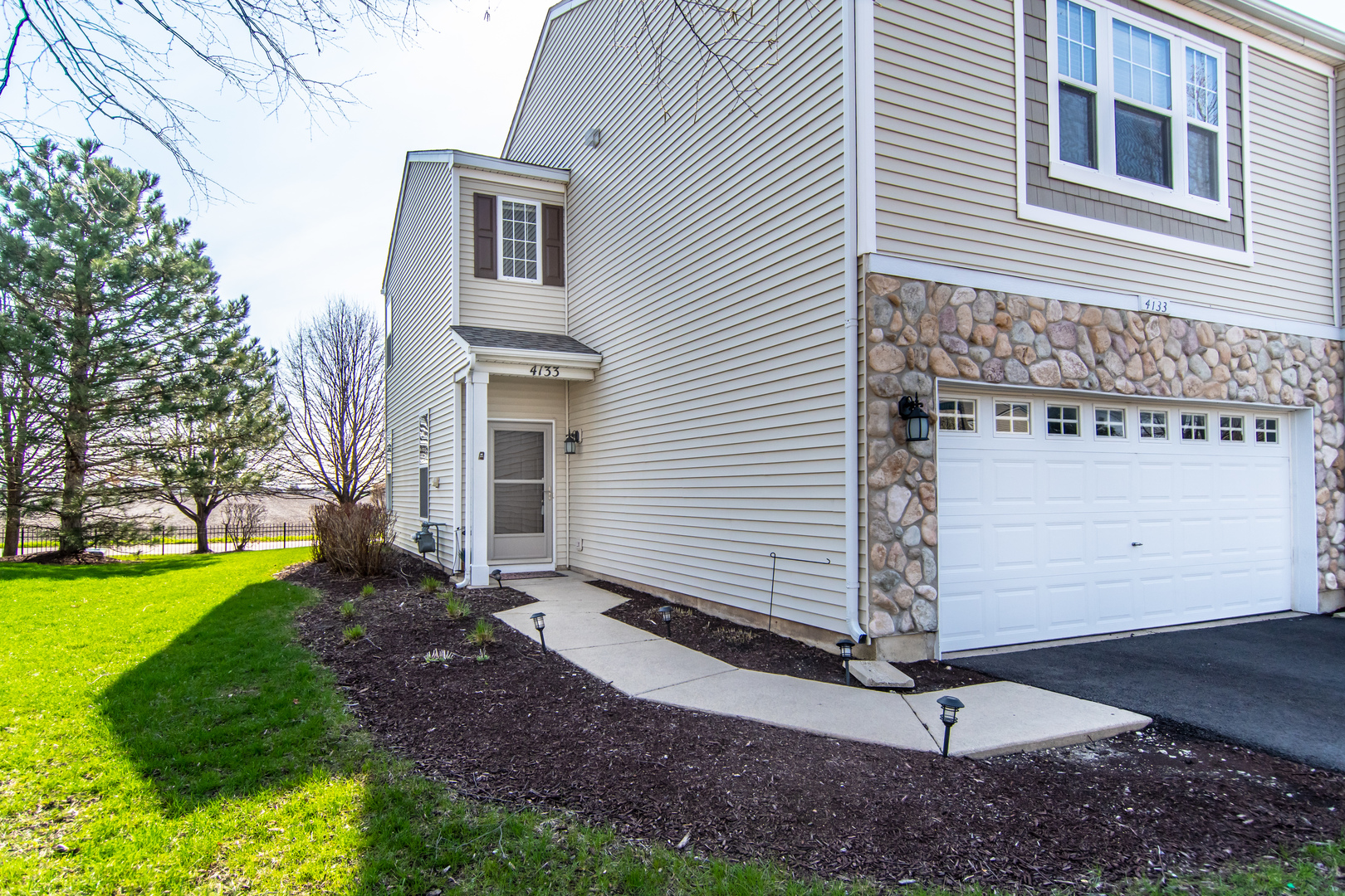 4133 Blackstone Drive, Aurora, IL 60504 (Sold NYStateMLS Listing 11077999)