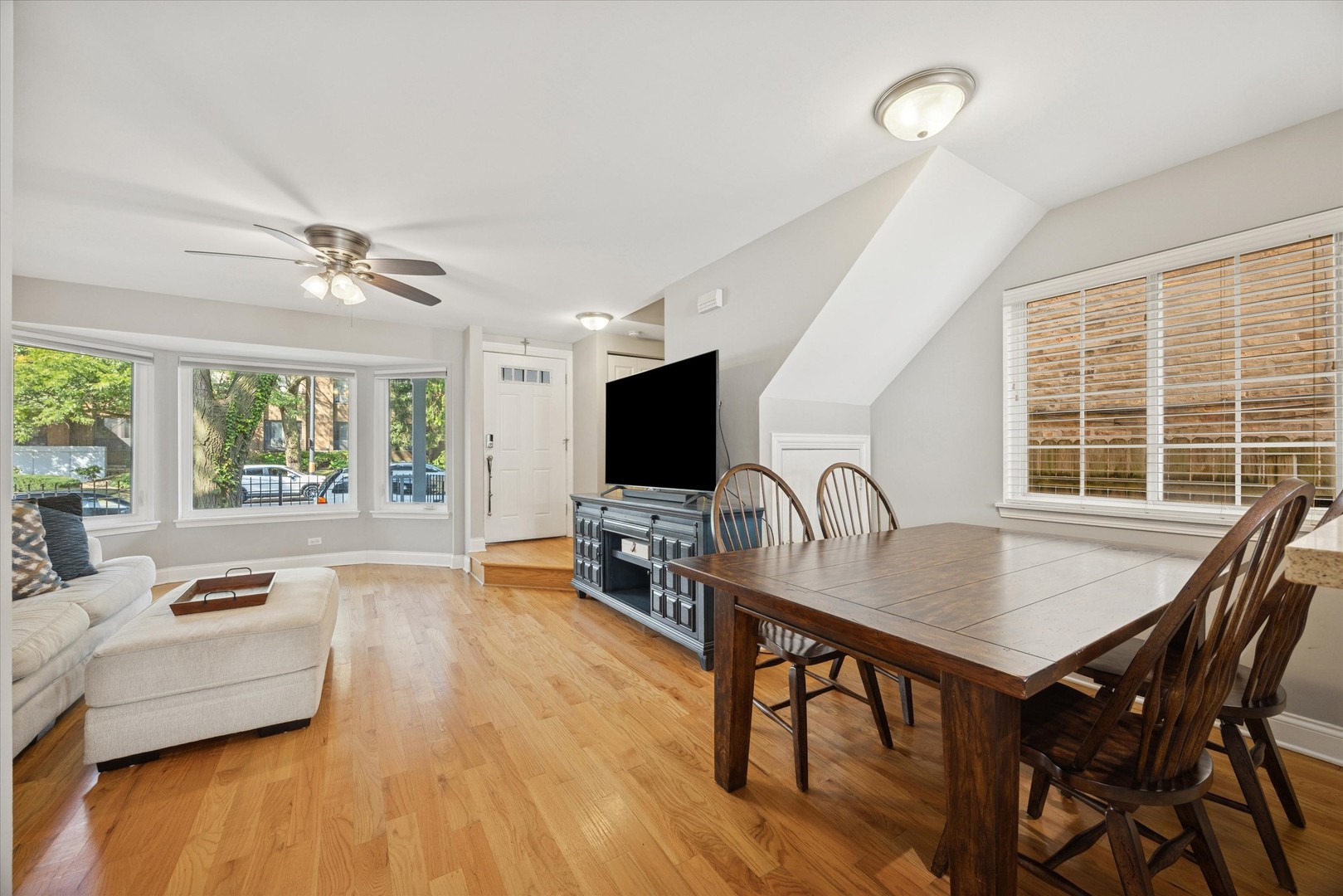 3409 S Indiana Avenue, Chicago, IL 60616 (For Sale NYStateMLS Listing ...