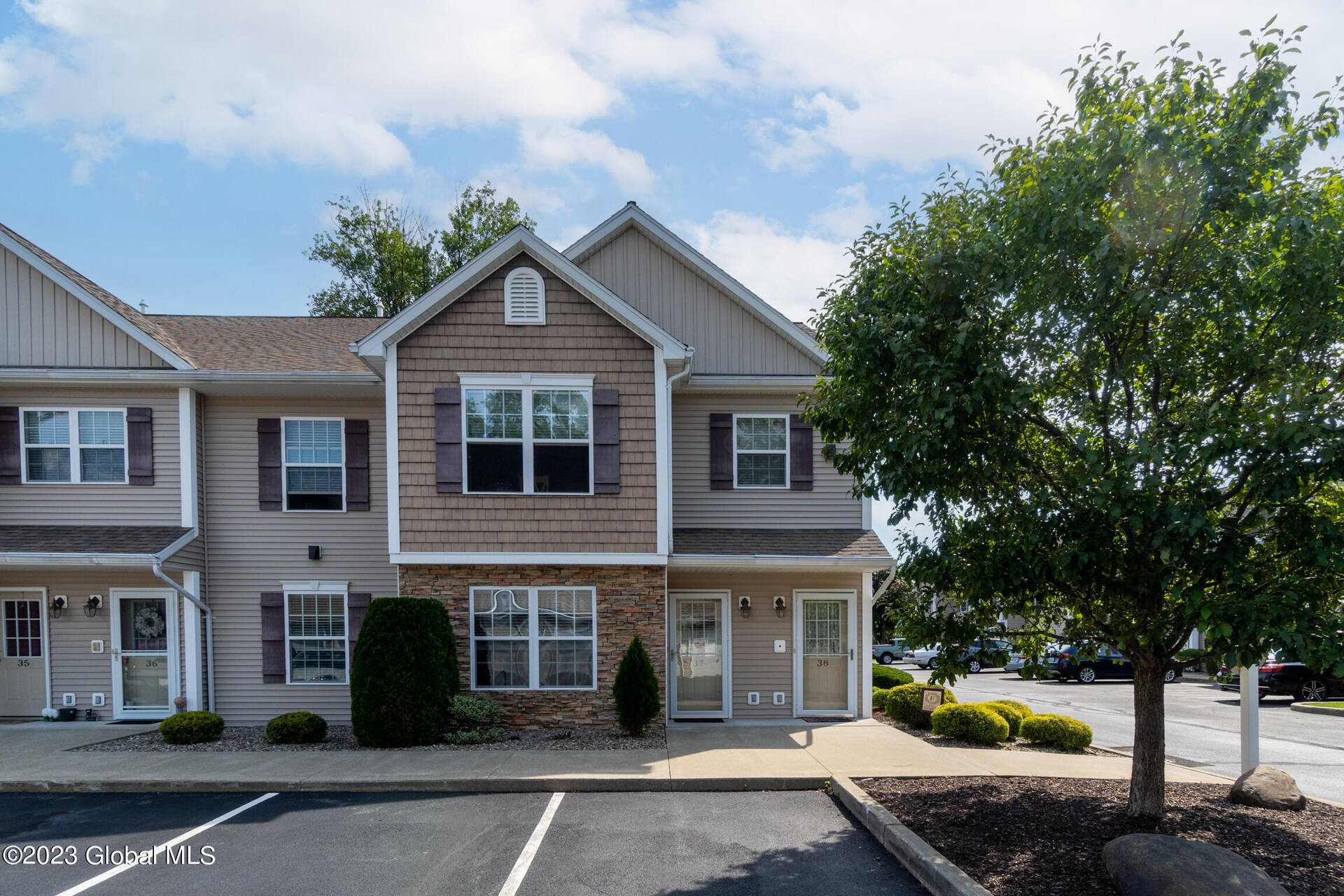 Schenectady County Rotterdam New York (NY) — Real Estate Listings By City