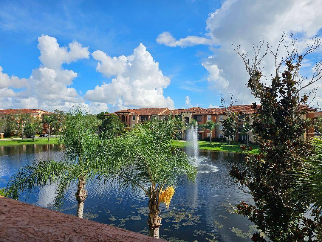 5572 Metrowest Boulevard, #312, Orlando, FL 32811