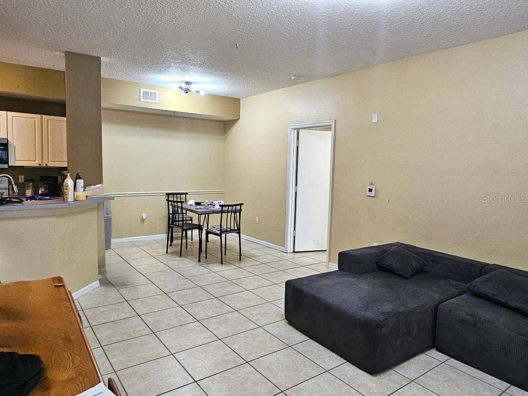 5572 Metrowest Boulevard, #312, Orlando, FL 32811