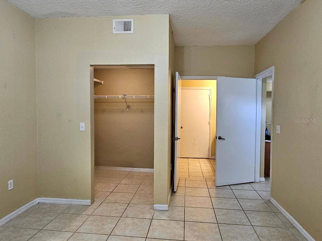 5572 Metrowest Boulevard, #312, Orlando, FL 32811
