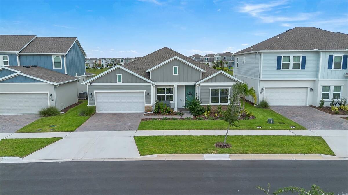 2924 Fitness Street, Clermont, FL 34714