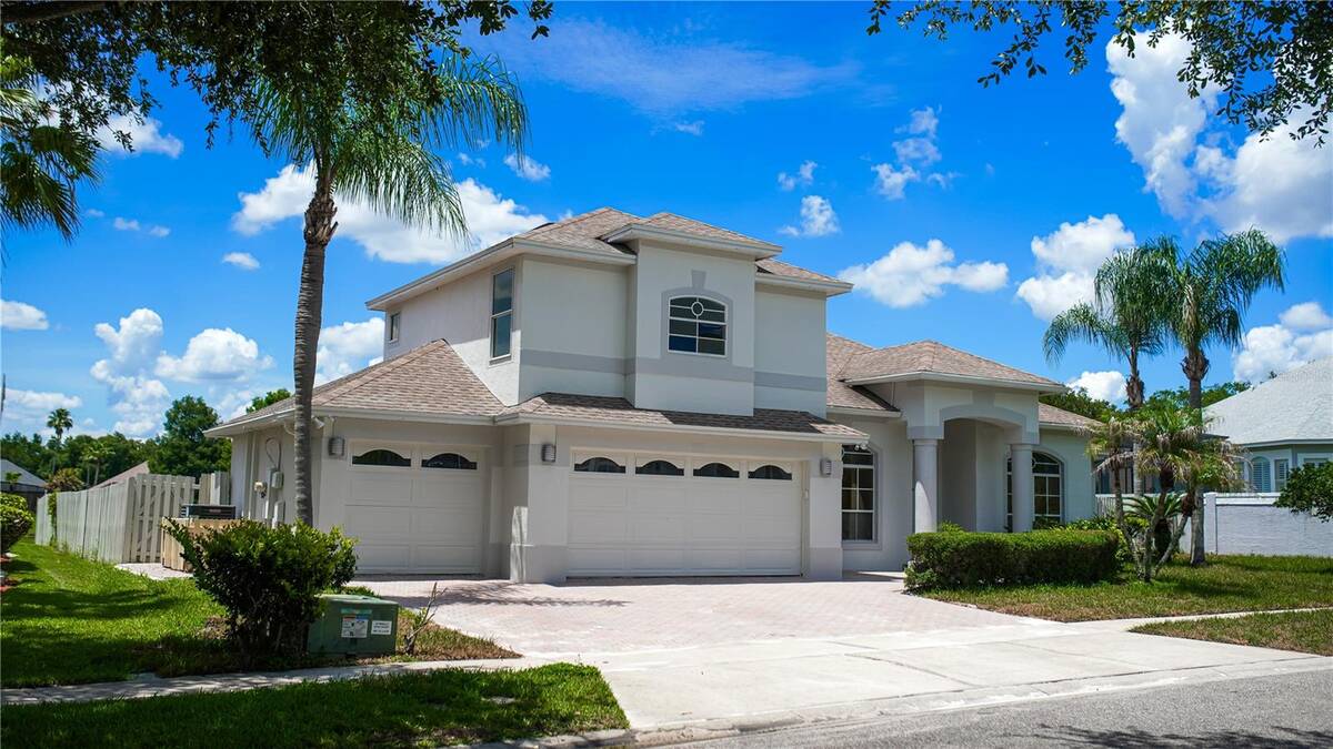 3851 Hunters Isle Drive, Orlando, FL 32837