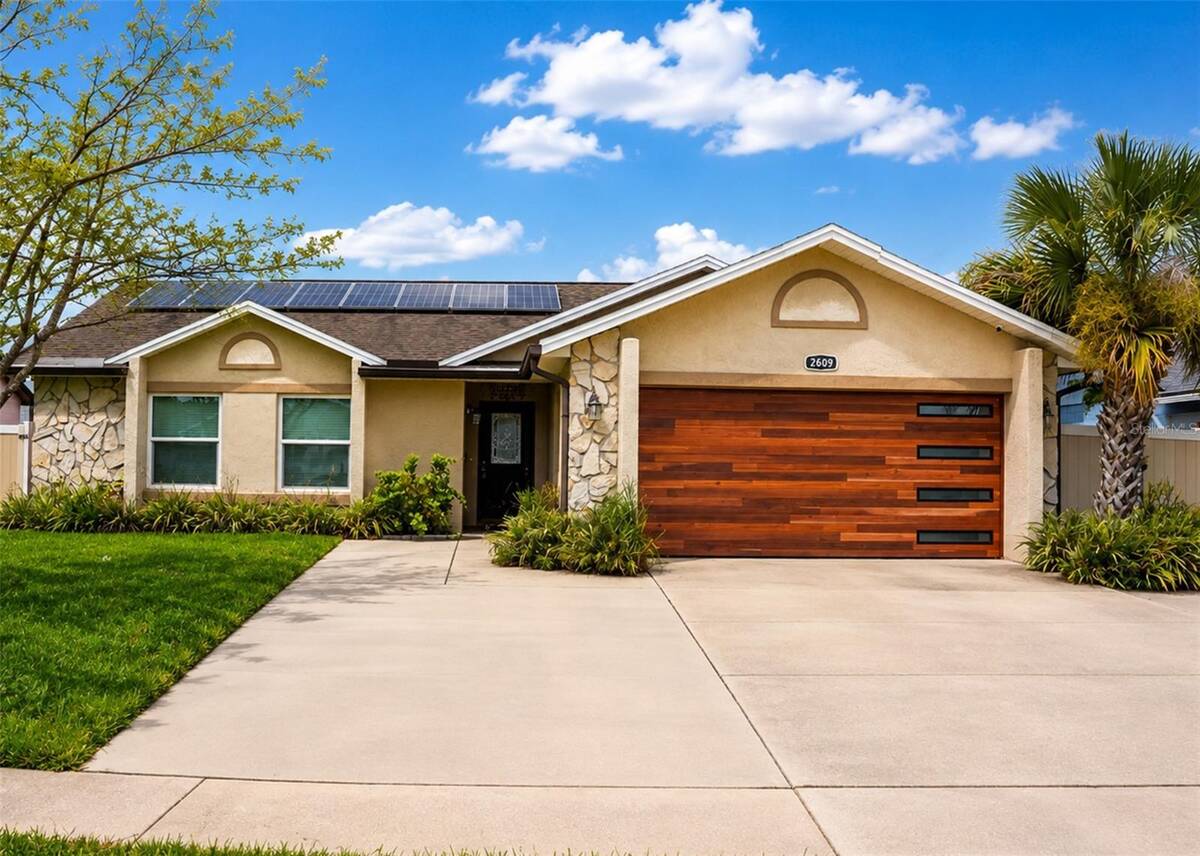 2609 Mill Run Boulevard, Kissimmee, FL 34744