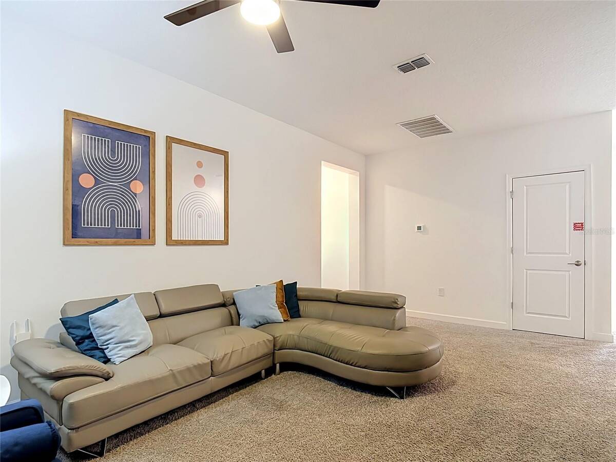 2912 Protagonist Street, Kissimmee, FL 34746