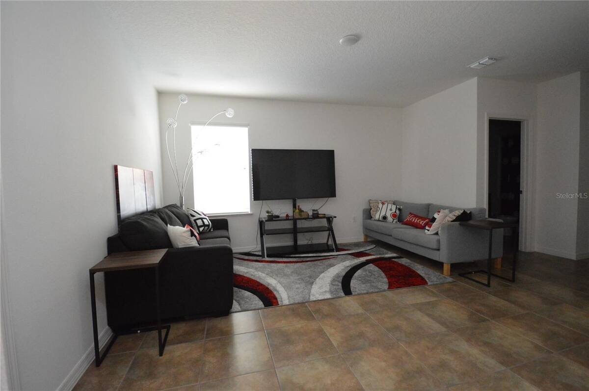 937 Gila Place, Kissimmee, FL 34759