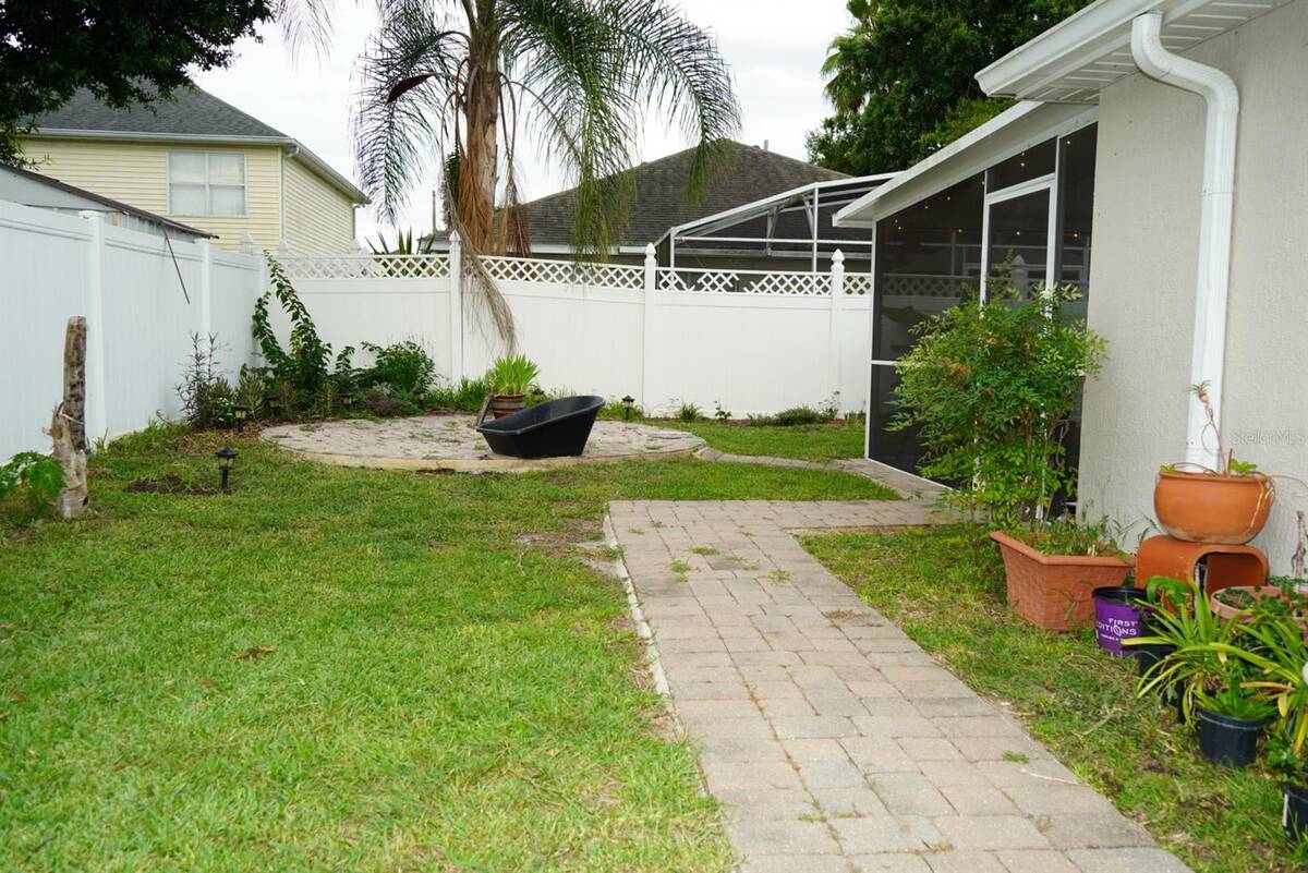 3244 Herons Point Circle, Kissimmee, FL 34741