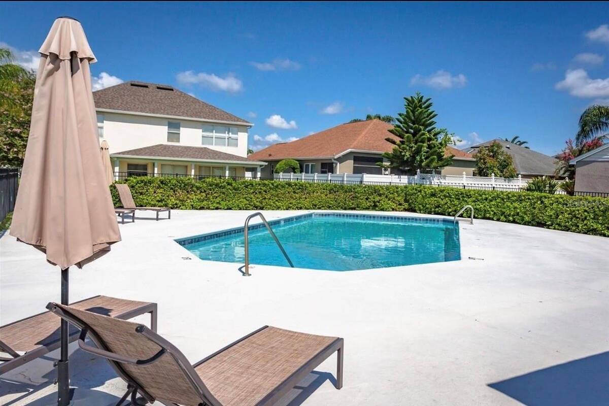 3244 Herons Point Circle, Kissimmee, FL 34741
