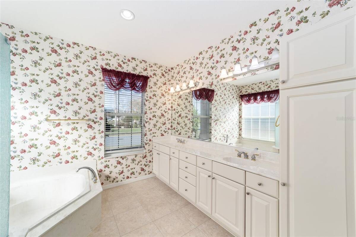 13103 Se 86th Court, Summerfield, FL 34491