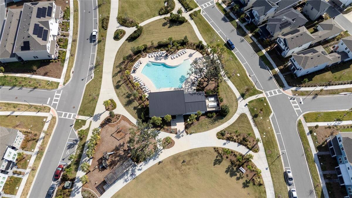 6430 Rover Way, St Cloud, FL 34771