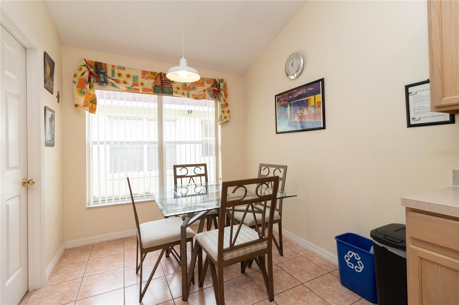 4626 Eagle Peak Drive, Kissimmee, FL 34746