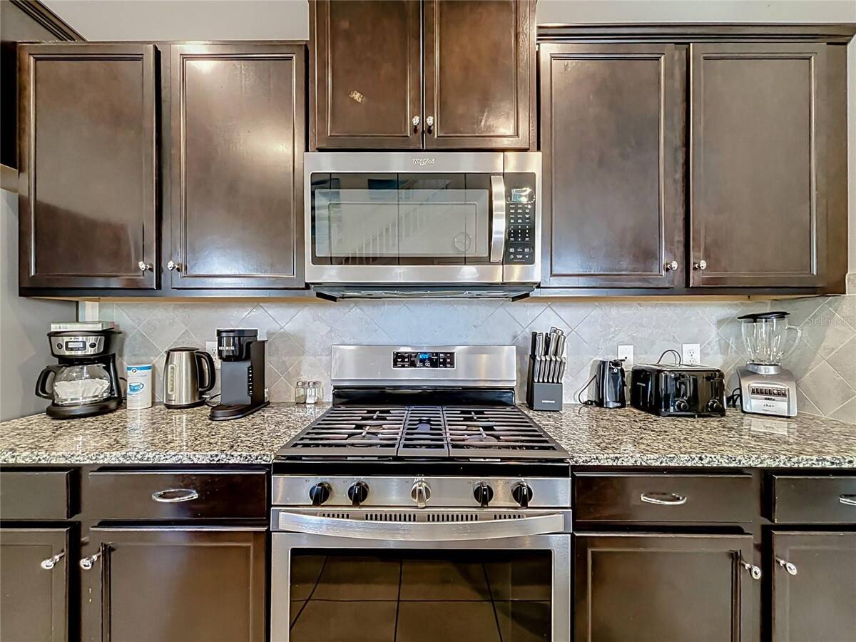 5485 Misty Oak Circle, Davenport, FL 33837