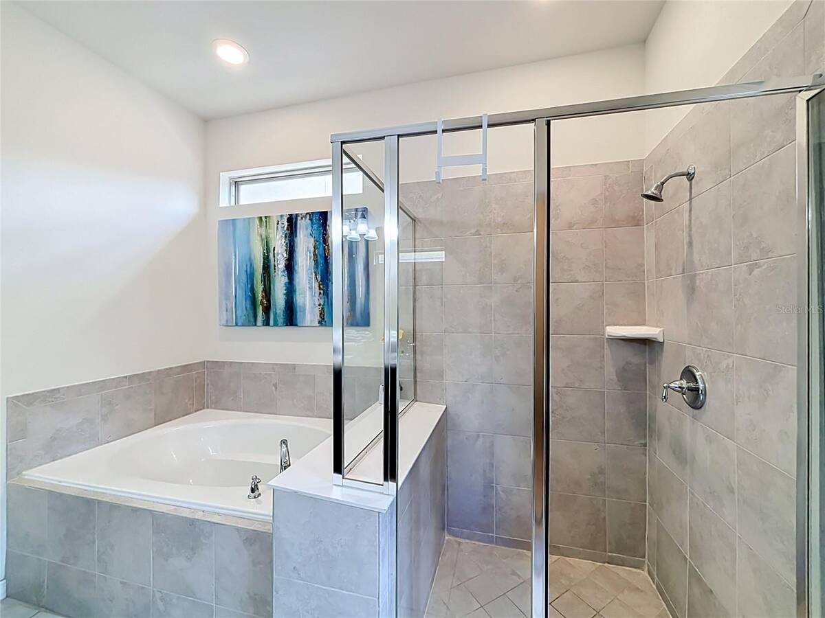 5485 Misty Oak Circle, Davenport, FL 33837