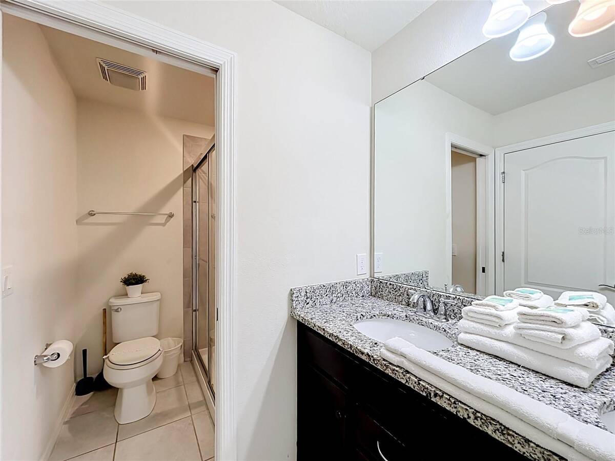 5485 Misty Oak Circle, Davenport, FL 33837