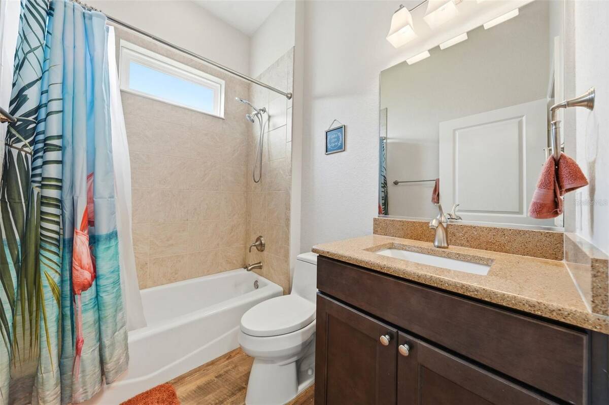 5011 Belted Kingfisher Drive, Oxford, FL 34484