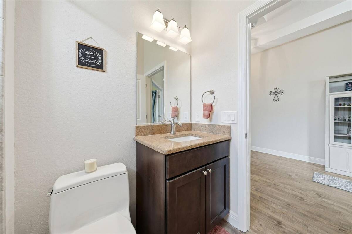 5011 Belted Kingfisher Drive, Oxford, FL 34484
