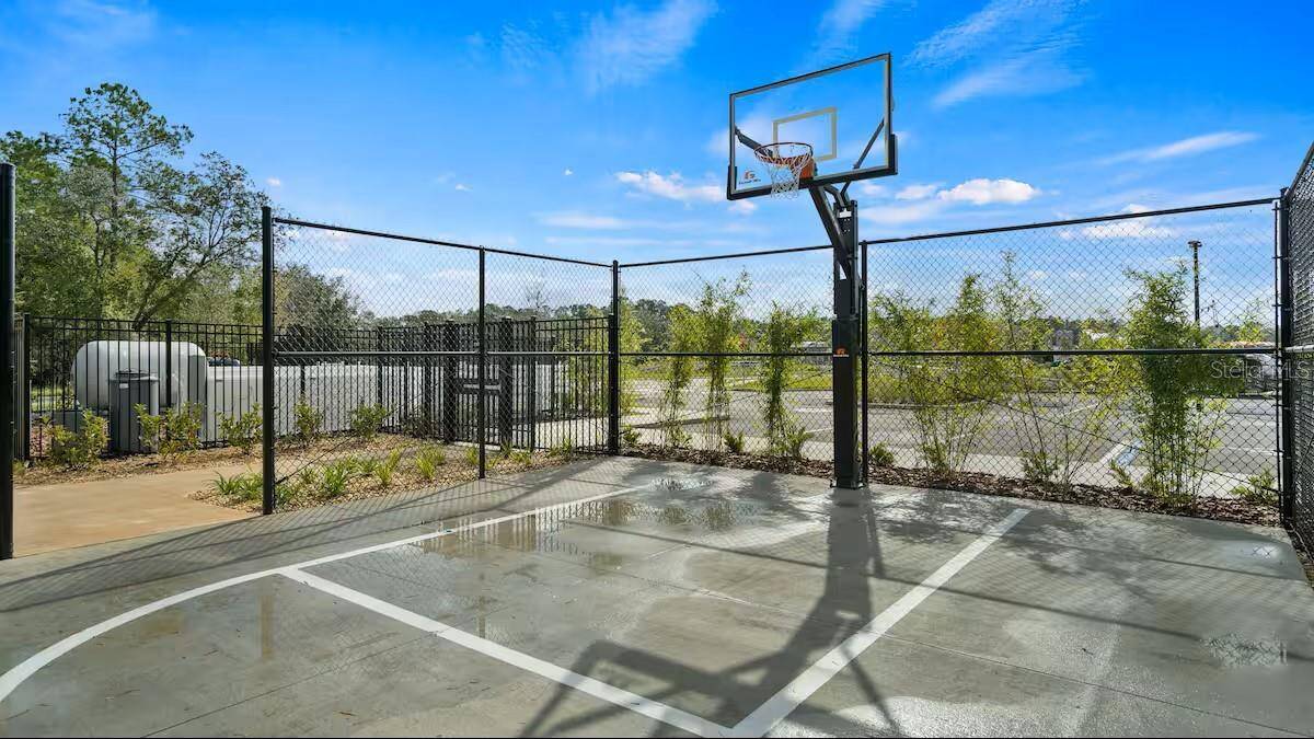 2860 Bookmark Drive, Kissimmee, FL 34746