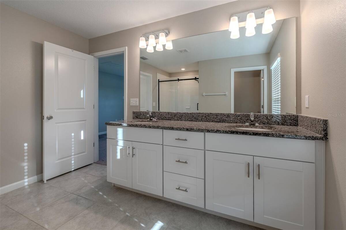 5699 Sw 92nd Place, Ocala, FL 34476
