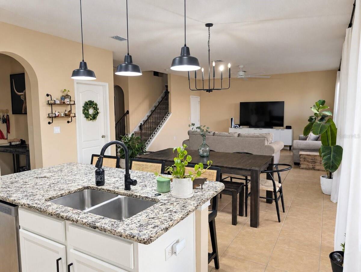 1119 Fountain Coin Loop, Orlando, FL 32828