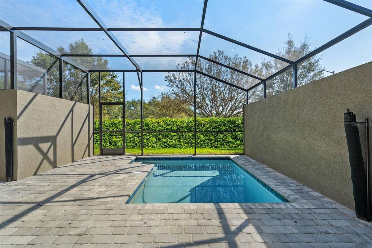 9084 Boracay Court, Kissimmee, FL 34747