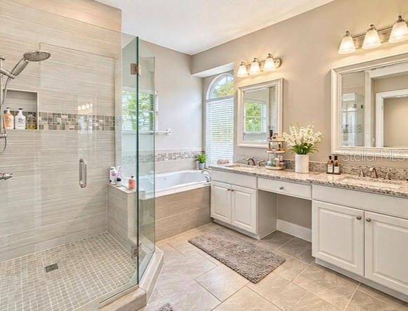 10133 Facet Court, Orlando, FL 32836
