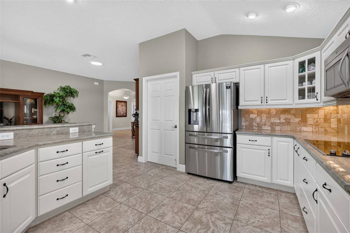 3323 Kelvington Road, The Villages, FL 32163