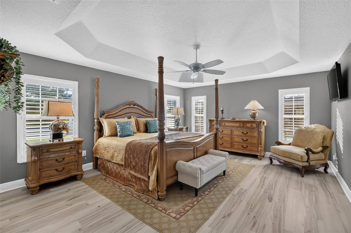 3323 Kelvington Road, The Villages, FL 32163