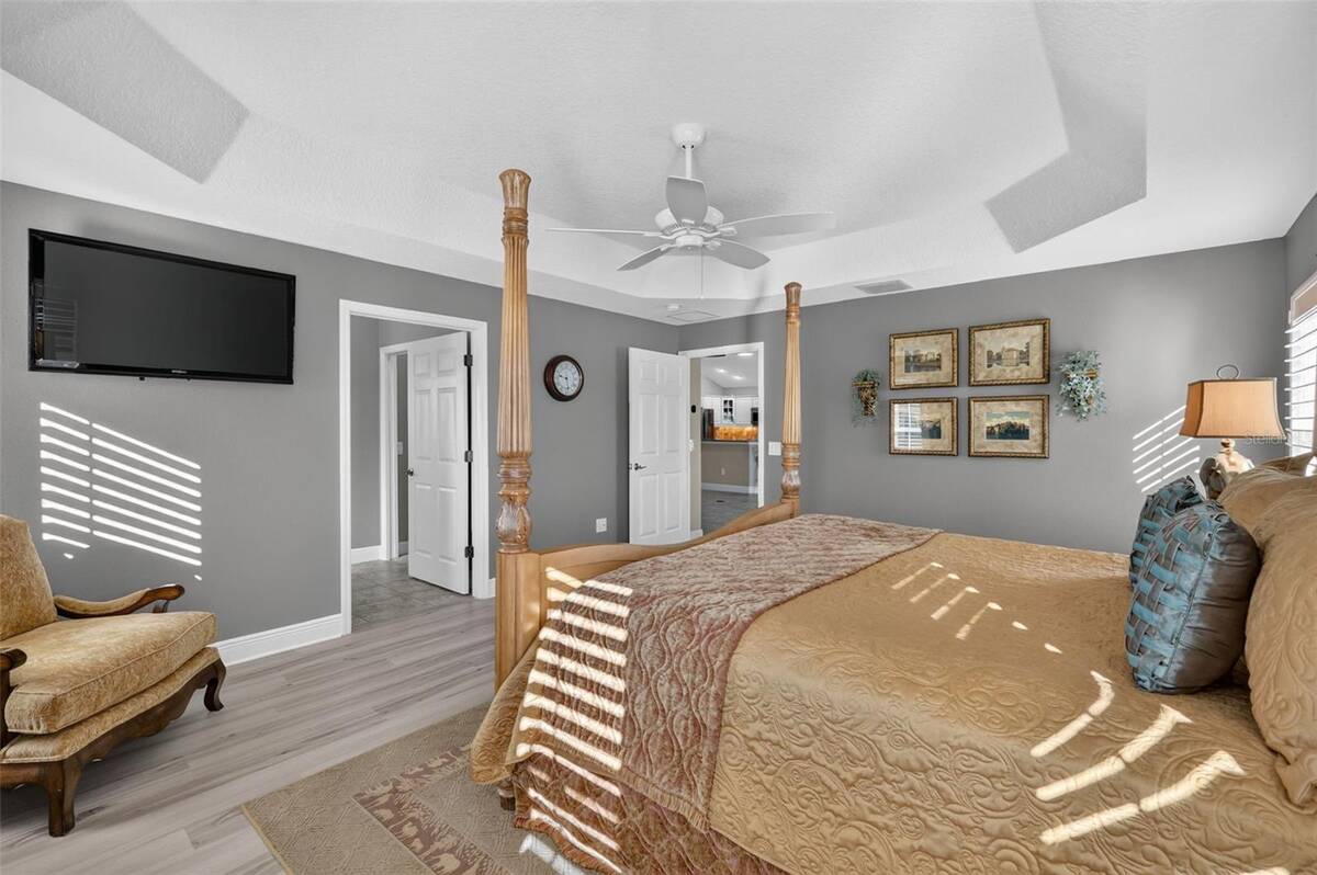 3323 Kelvington Road, The Villages, FL 32163