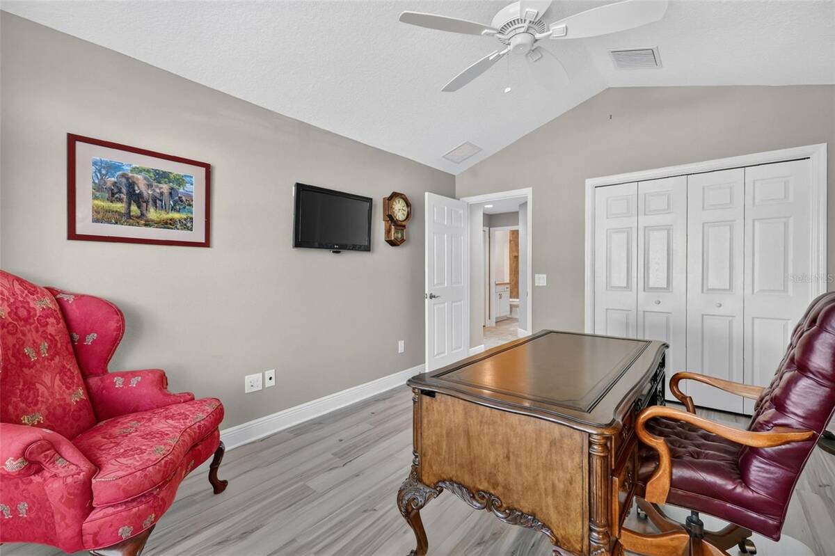 3323 Kelvington Road, The Villages, FL 32163