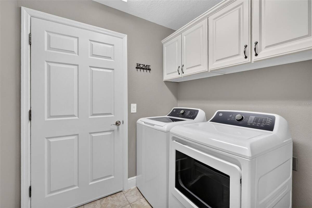 3323 Kelvington Road, The Villages, FL 32163
