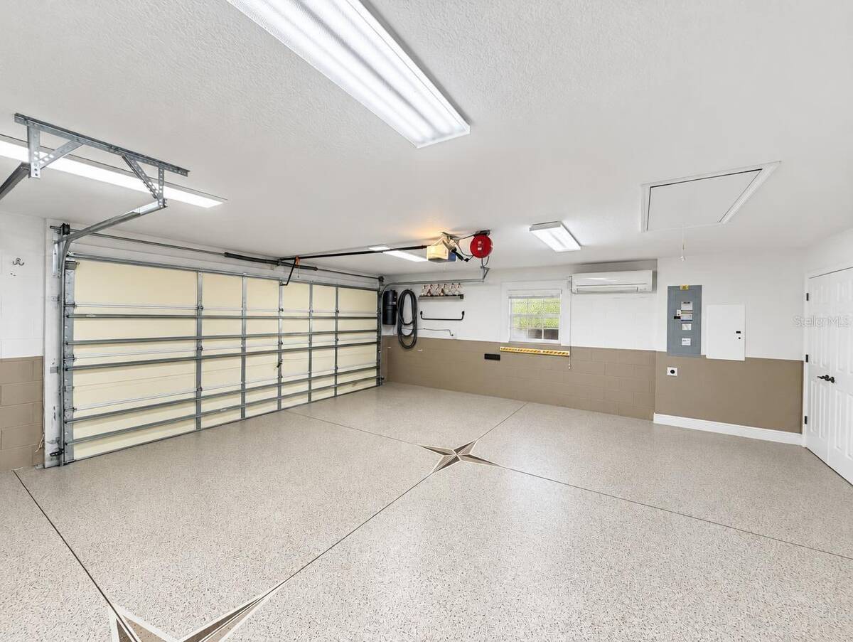 3323 Kelvington Road, The Villages, FL 32163