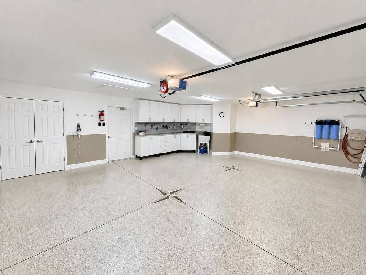 3323 Kelvington Road, The Villages, FL 32163