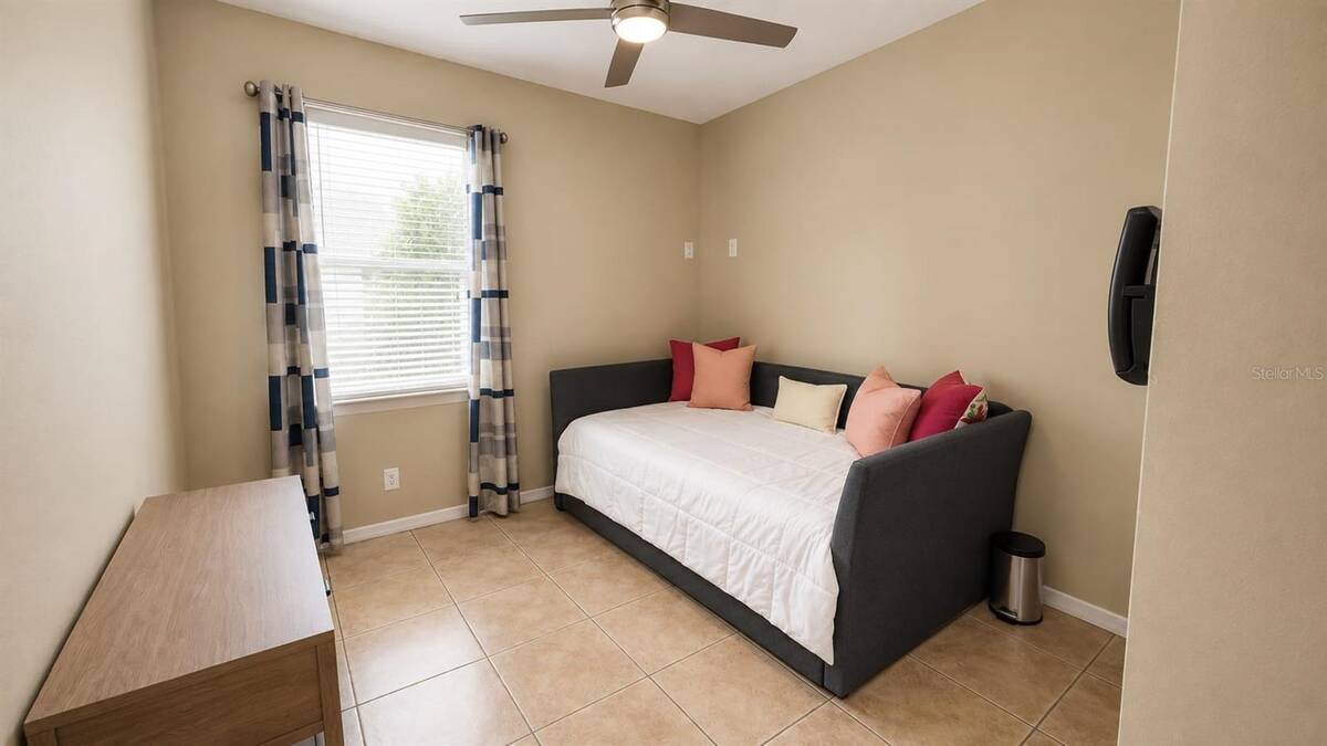 8703 Fort Shea Avenue, Orlando, FL 32822