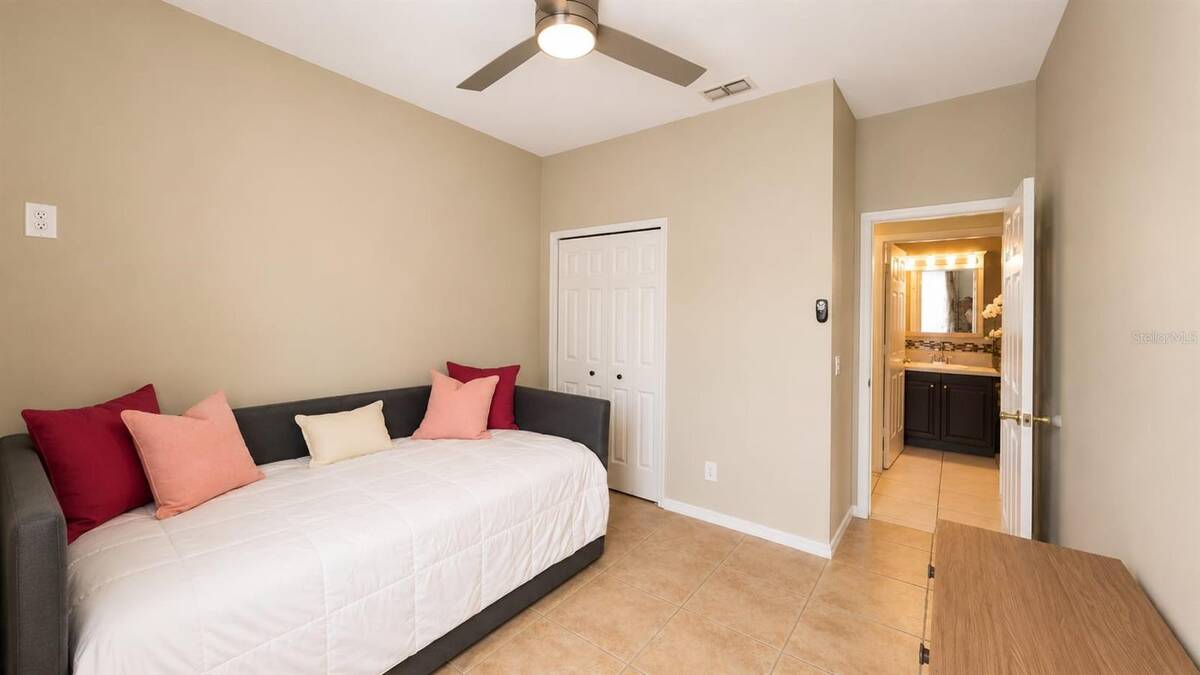 8703 Fort Shea Avenue, Orlando, FL 32822