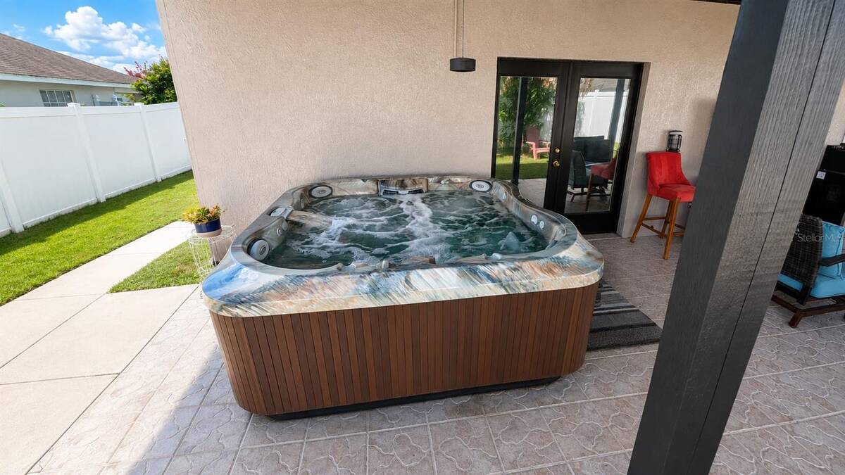 8703 Fort Shea Avenue, Orlando, FL 32822
