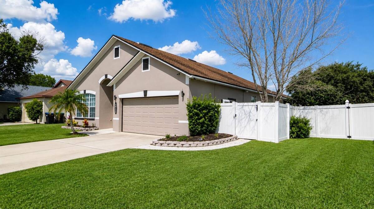 8703 Fort Shea Avenue, Orlando, FL 32822