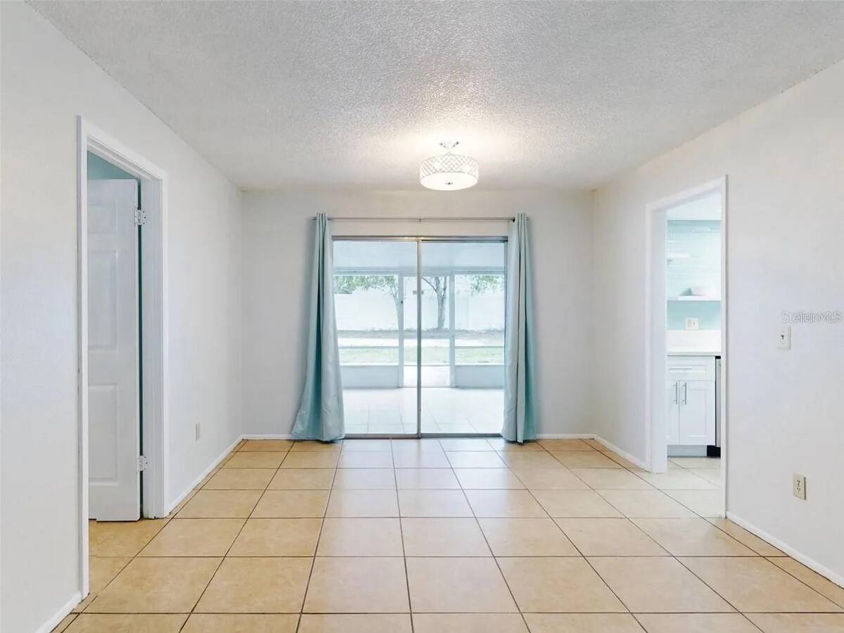 1836 Plumtree Drive, Deltona, FL 32725