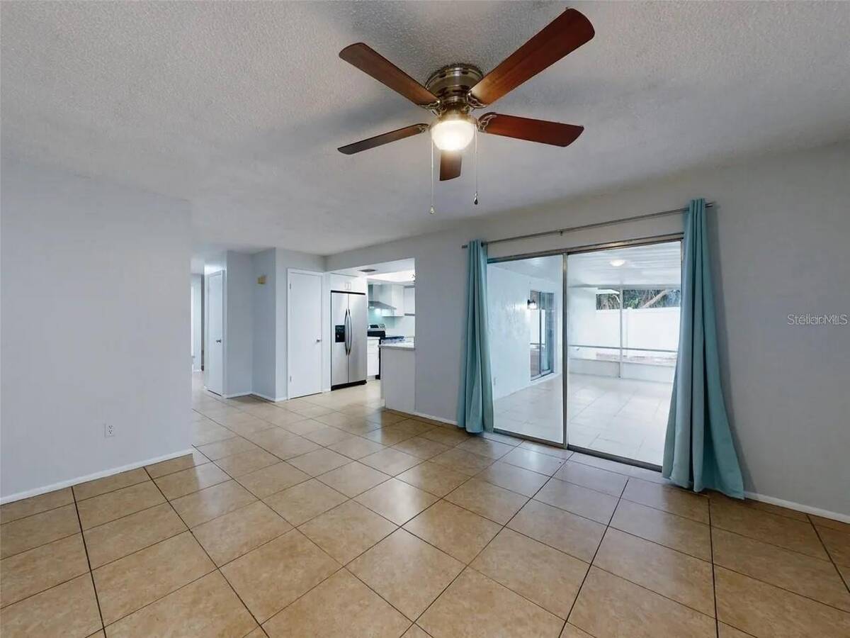 1836 Plumtree Drive, Deltona, FL 32725