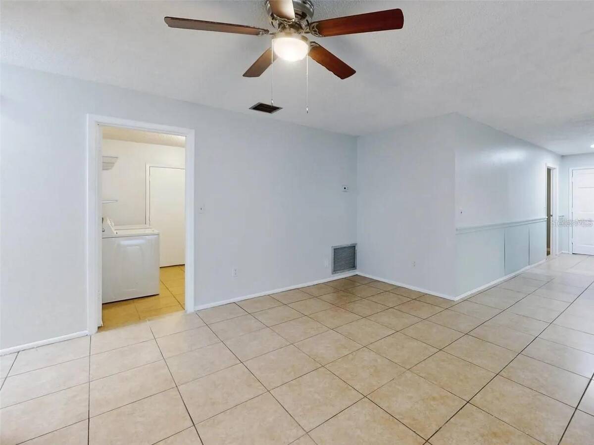 1836 Plumtree Drive, Deltona, FL 32725