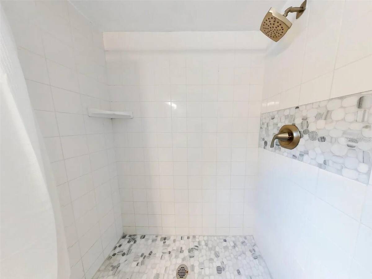 1836 Plumtree Drive, Deltona, FL 32725