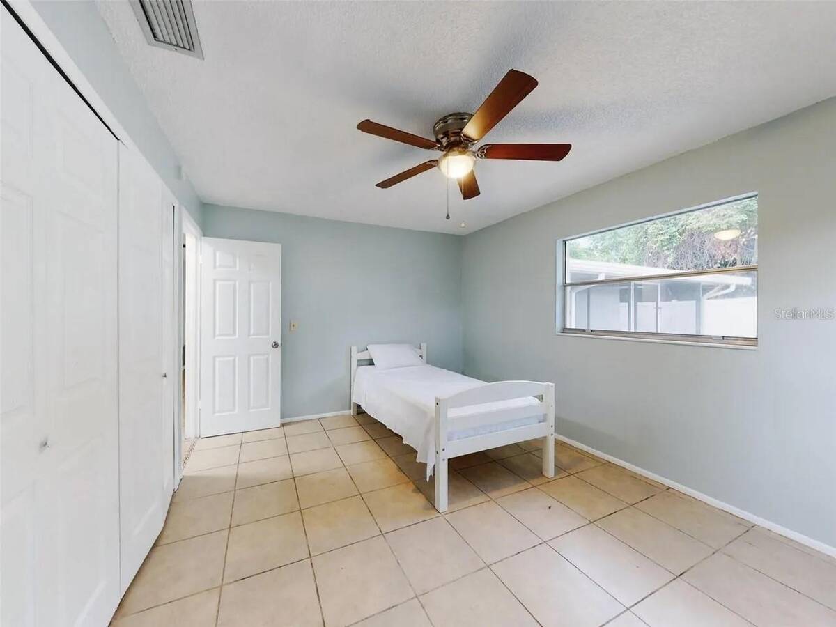 1836 Plumtree Drive, Deltona, FL 32725