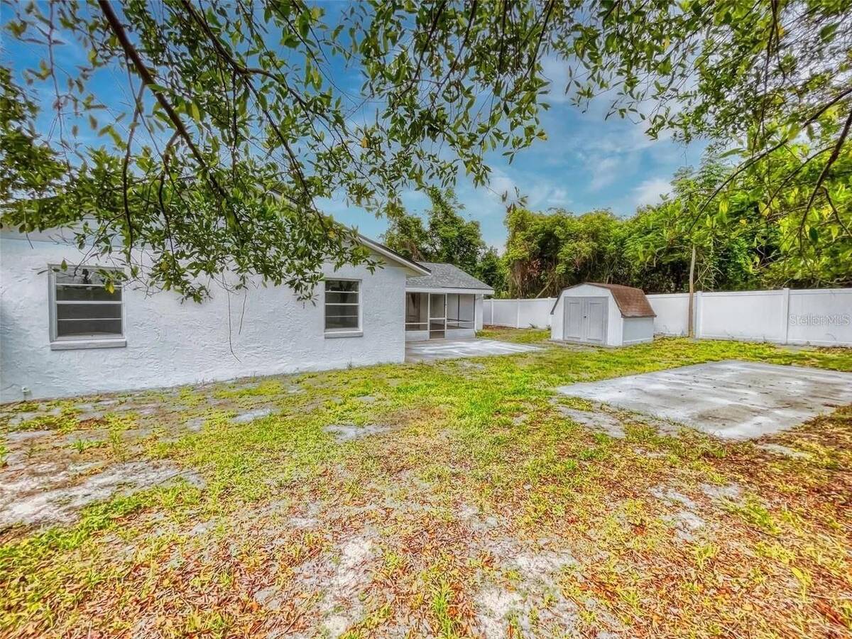 1836 Plumtree Drive, Deltona, FL 32725