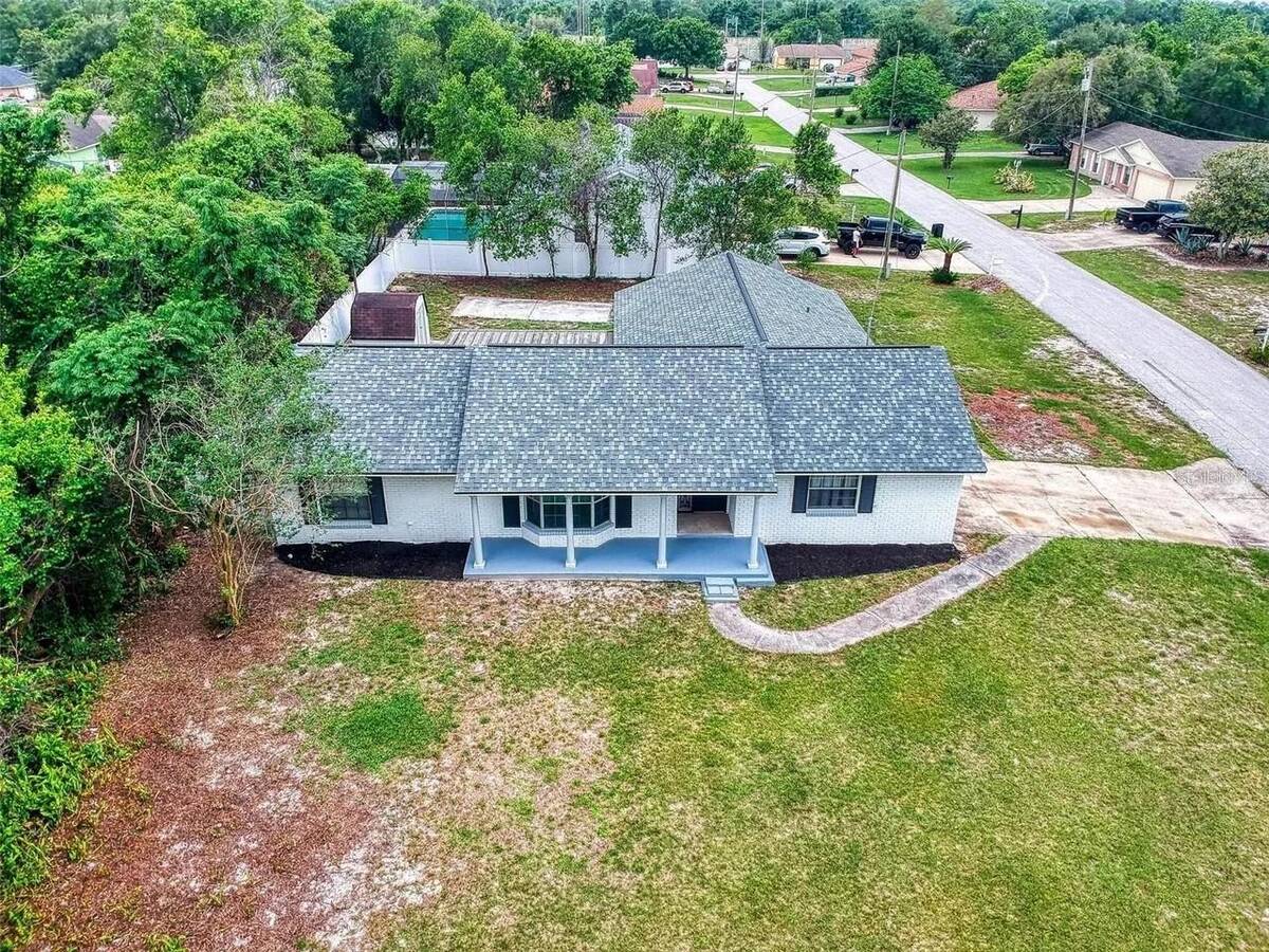 1836 Plumtree Drive, Deltona, FL 32725