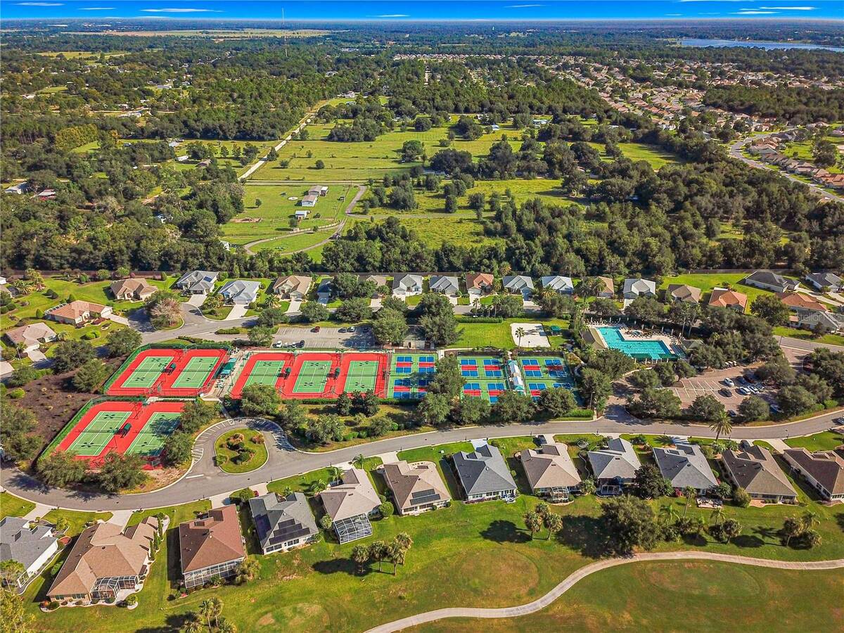11137 Se 173rd Place, Summerfield, FL 34491
