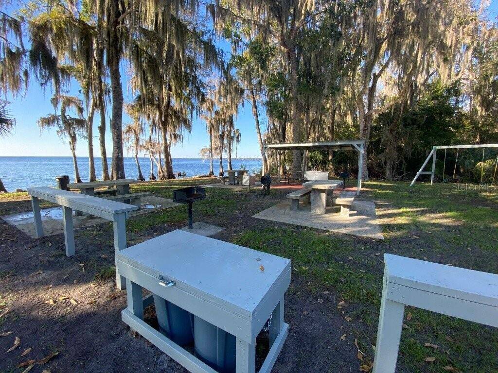 116 Huntington Drive, Georgetown, FL 32139