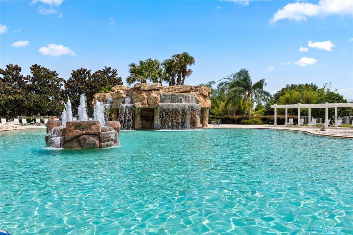 5418 Compass Point, Oxford, FL 34484