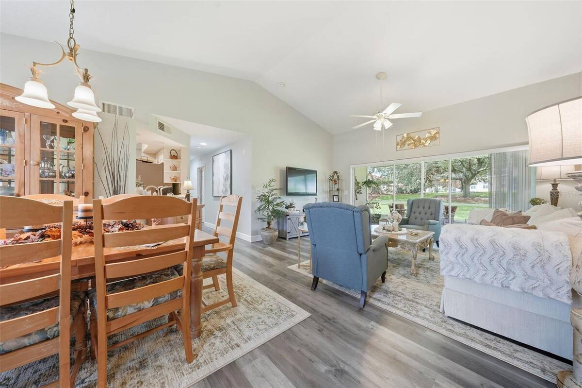 5418 Compass Point, Oxford, FL 34484