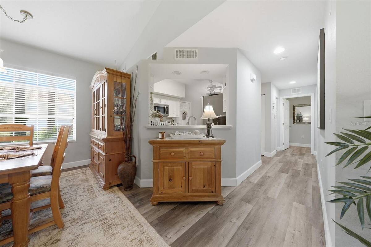 5418 Compass Point, Oxford, FL 34484